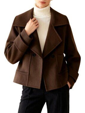 Chic Women's Short Wool Pea Coat with Notched Lapel, Cropped Design & Pockets